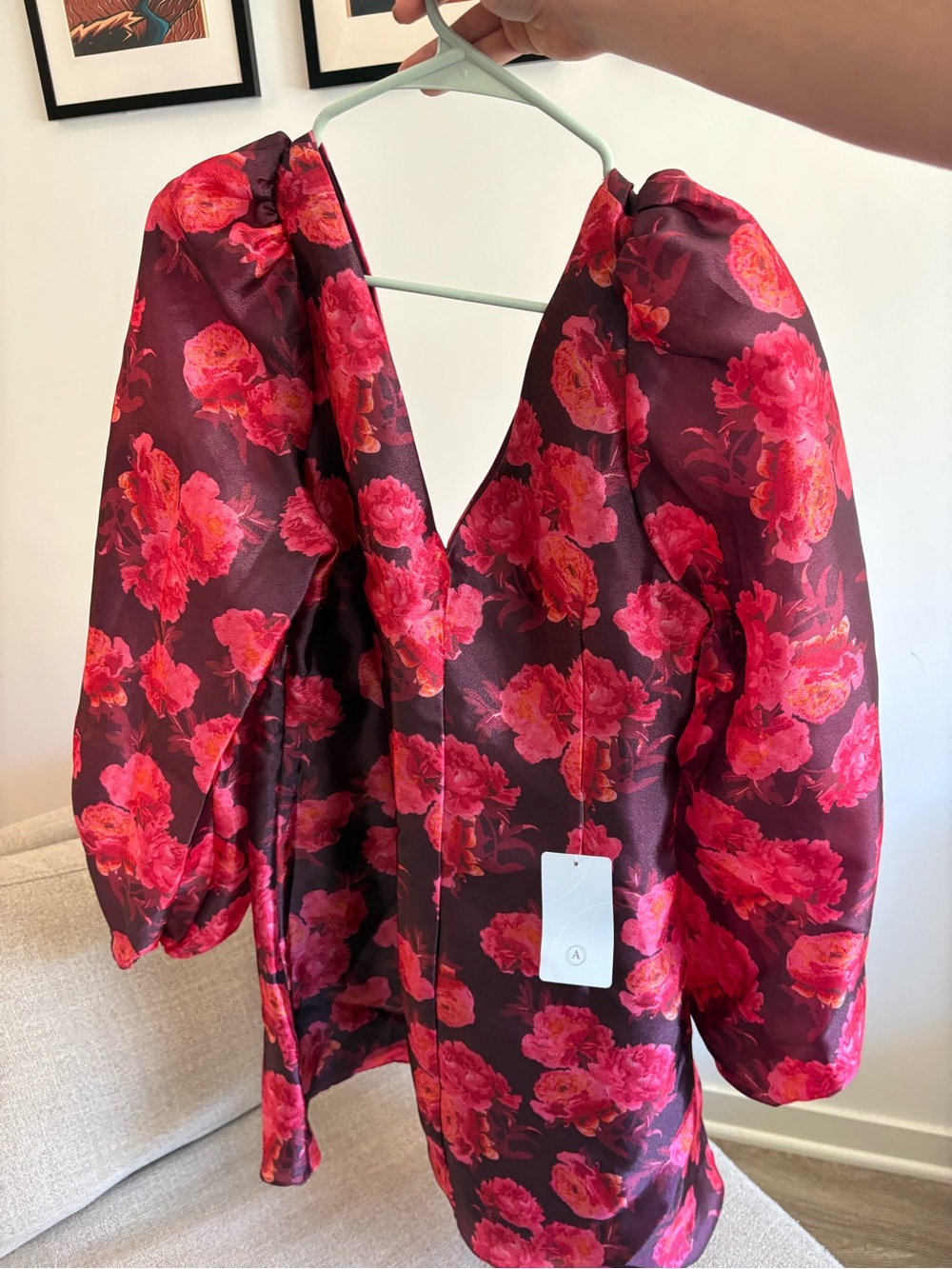 Floral Puff-Sleeve dress in Burgundy and Pink